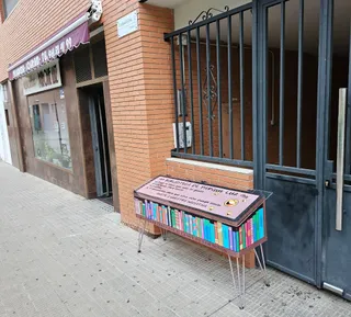 Imagen de la pequeña biblioteca