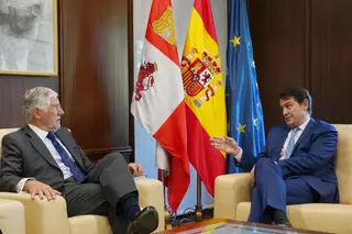 El presidente de la Junta mantiene un encuentro con el embajador de Portugal