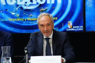 El consejero de Cultura, Turismo y Deporte, Alberto Díaz Pico, de Vox, durante una rueda de prensa. - JCYL - Archivo