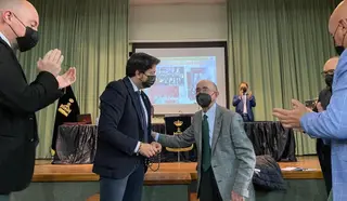 Ángel Solla, nuevo Hermano de Mérito de la Real Cofradía del Santo Entierro de Zamora