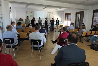 Convocan a alcaldes de las comarcas de Tierra de Campos y Tierra del Pan en Villafáfila para facilitar los trámites de la extensión de la banda ancha