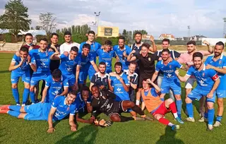 A tumbar al “más poderoso” para matener el sueño de la Tercera División