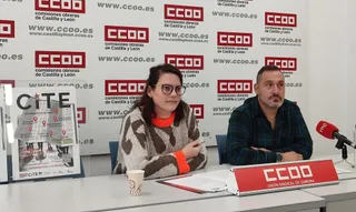 Jesús Carretero y Mónica Paule presenta el servicio del CITE en la sede de Comisiones Obreras de Zamora