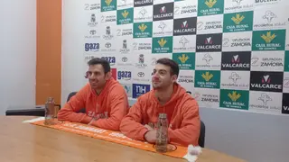 Jordi Martínez (a la derecha) en una rueda de prensa del Zamarat
