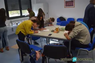 La Semana de la Ciencia traslada a los alumnos la importancia de divertirse aprendiendo