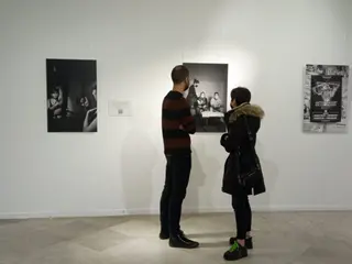 Exposición 'Igualdad de Oportunidades y Violencia de Género en Jóvenes' en la Alhóndiga