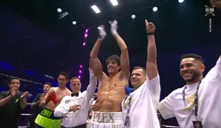 El youtuber zamorano Plex tras proclamarse campeón del combate | @infoLaVelada