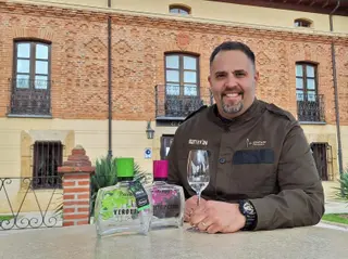 Jonathan Méndez, subcampeón del Concurso Nacional de Cócteles.