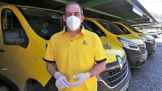 Empleado de Correos.