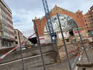 Imagen de las obras del Mercado de Abastos | María Lorenzo