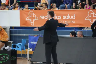 Raúl Pérez durante el CD Zamarat-Melilla, penúltimo partido de la temporada