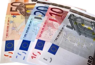 Las administraciones públicas aún triplican el periodo de pago establecido por la Ley de Morosidad
