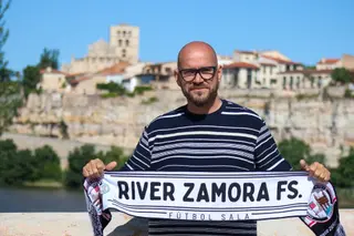 Óscar Poveda nuevo entrenador Caja Rural River Zamora F.S.
