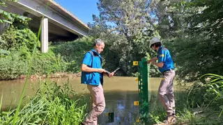 Los agentes de la Guardería Fluvial de la Confederación Hidrográfica del Duero
