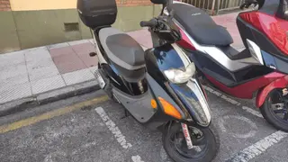 Motos. EP. Archivo