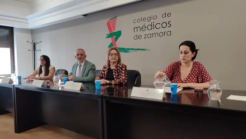 El Colegio de Médicos de Zamora recibe a los MIR