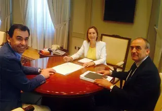 Fomento se compromete a licitar en 2016 la autovía entre Alcañices y Portugal
