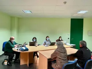 Reunión entre las partes