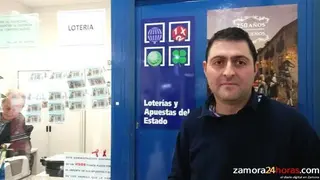 El público zamorano acoge con ganas el ‘Décimo Solidario’, proyecto pionero en España