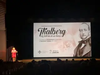 La historia del himno de una ciudad