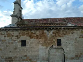 UPL pide el arreglo de la ermita de los Remedios de Zamora capital afectada por humedades