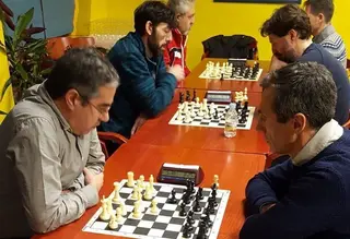 Aurelio Antón se impone en el Torneo de Ajedrez del Acero