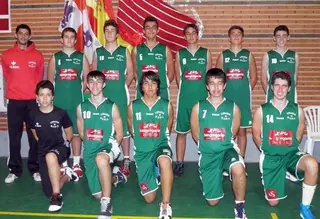 Los infantiles del Corazón de María arrasan a sus rivales