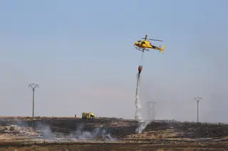 Incendio entre Muelas del Pan y Villaseco. Foto JL Leal ICAL (11)