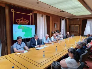 Reunión asbatecimiento de la provincia