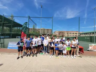Broche de oro al IV Torneo AZAYCA de tenis “Memorial Javier Pérez”