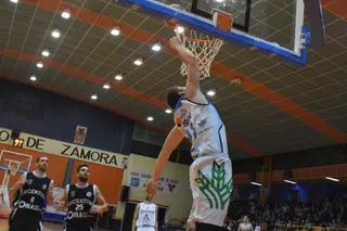Chris Hansen se cuela en el ‘quinteto ideal’ de la jornada en LEB Plata