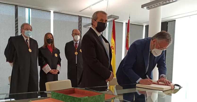 Pollán y Agustin S de Vega en el Consultivo