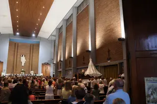 La talla recorrió el interior del templo ante la cancelación de la procesión por la lluvia