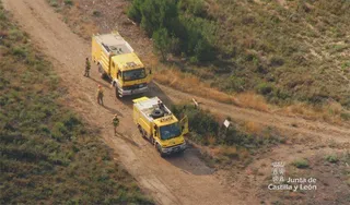 El incendio en Burganes de Valverde arrasa casi 300 hectáreas