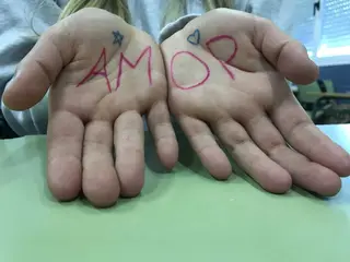 Los alumnos del IES Tierra de Campos conmemoran el Día Escolar de la Paz y la No violencia
