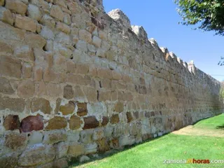 El Ministerio de Cultura destina 518.406 euros a la restauración de cinco tramos de la Muralla