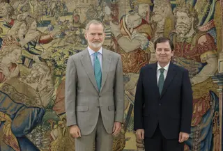 S. M. el Rey recibe en audiencia al presidente de la Junta