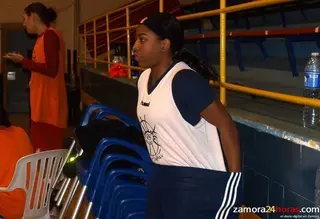 McKenith llegará muy justa para el duelo ante Bembibre