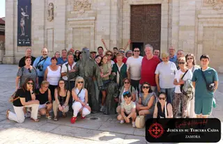 La Hermandad de Jesús en su Tercera Caída refuerza la convivencia con una ruta por el patrimonio religioso de Castilla y León
