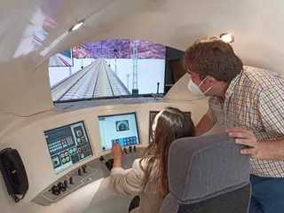 Simulador en el curso de maquinista de Renfe