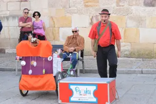 Actuación 'Pumuky Circo Chisme’