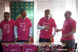 Una marea rosa contra el cáncer