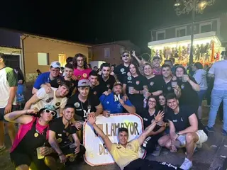 Villamayor de Campos ebulle en fiesta