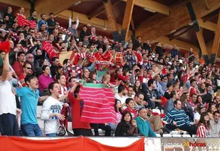 La hinchada del Zamora recordó a la de los mejores tiempos