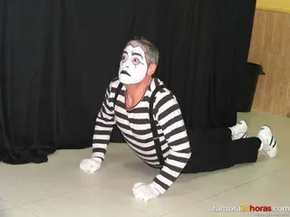 Josetxu Morán, Kuro Neko Teatro: “Mi payaso tiene mucho que ver con el mimo y mi mimo es muy payaso"