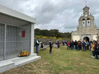 Bendición columbario Argusino 5 de mayo. Archivo.