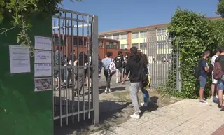 Entrada a un instituto.Archivo