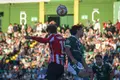 Mauro Costa Disputa Un Balón Aéreo Durante El Partido