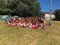 Imagen de acampados y monitores en un campamento de la provincia