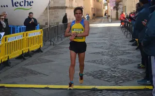 Marco Ratón se impone en la carrera contra la exclusión social de ADES